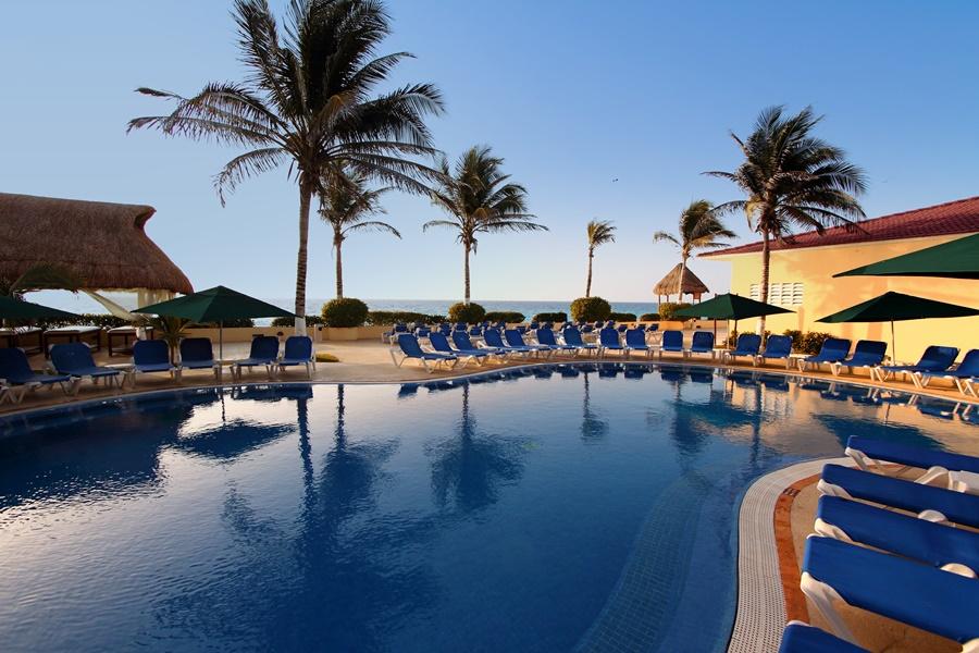 Gr Solaris Caribe Hotell Cancún Exteriör bild