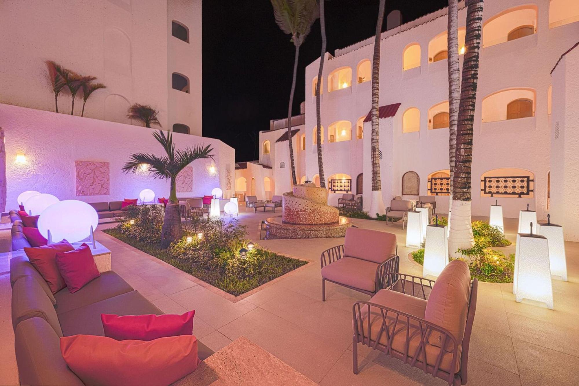 Gr Solaris Caribe Hotell Cancún Exteriör bild