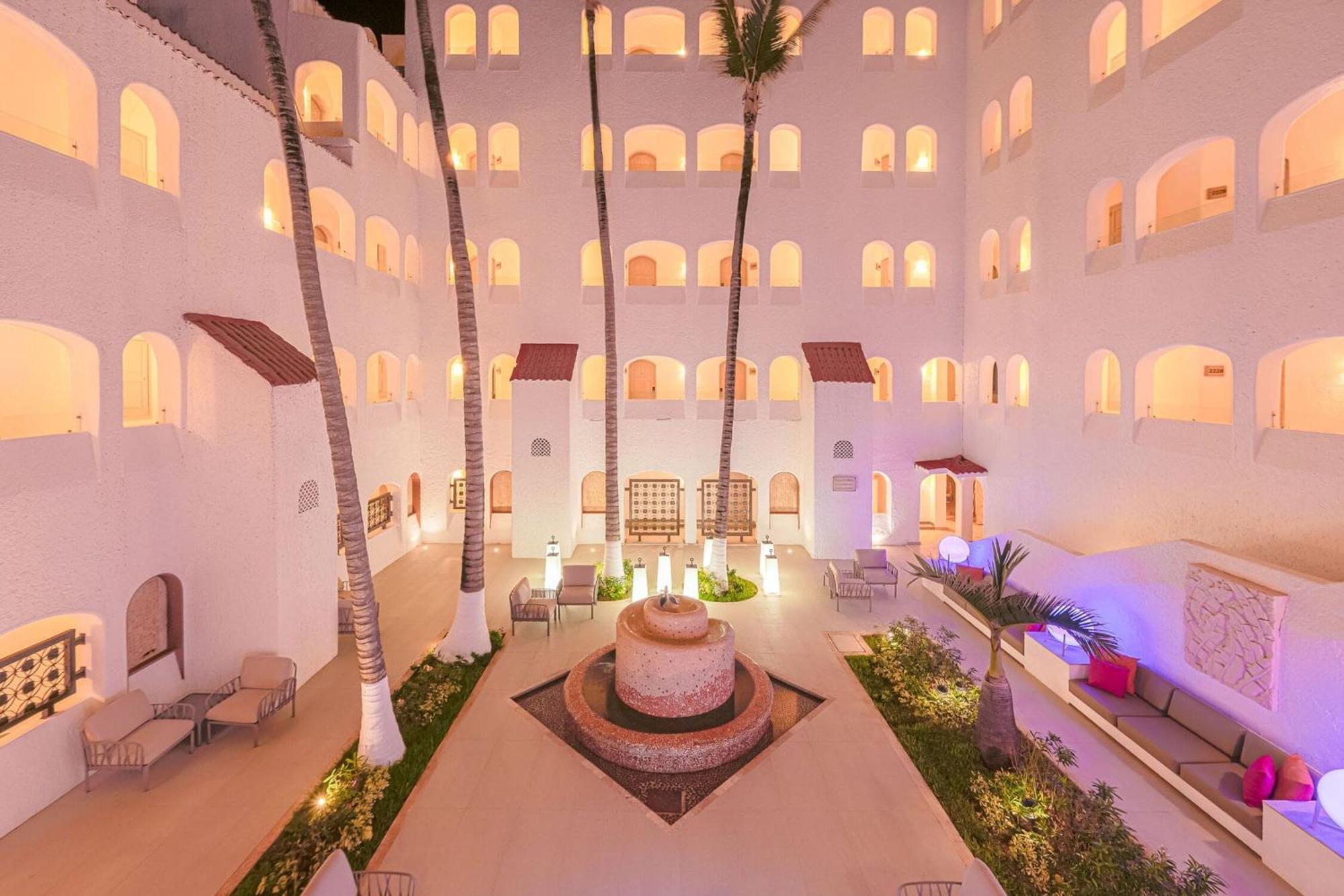 Gr Solaris Caribe Hotell Cancún Exteriör bild