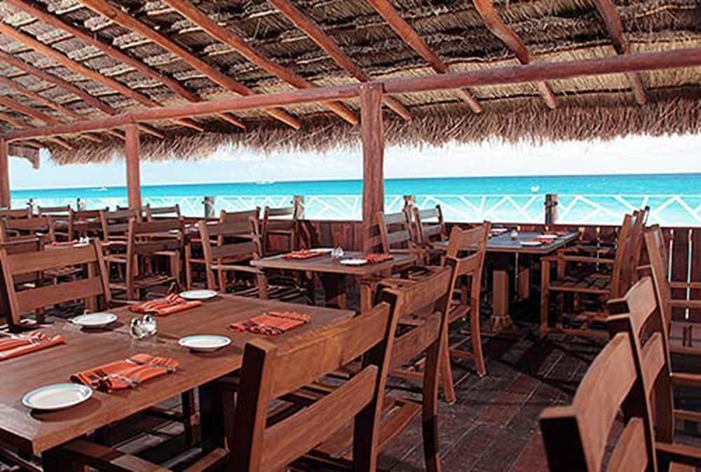 Gr Caribe Deluxe All Inclusive Cancún Exteriör bild